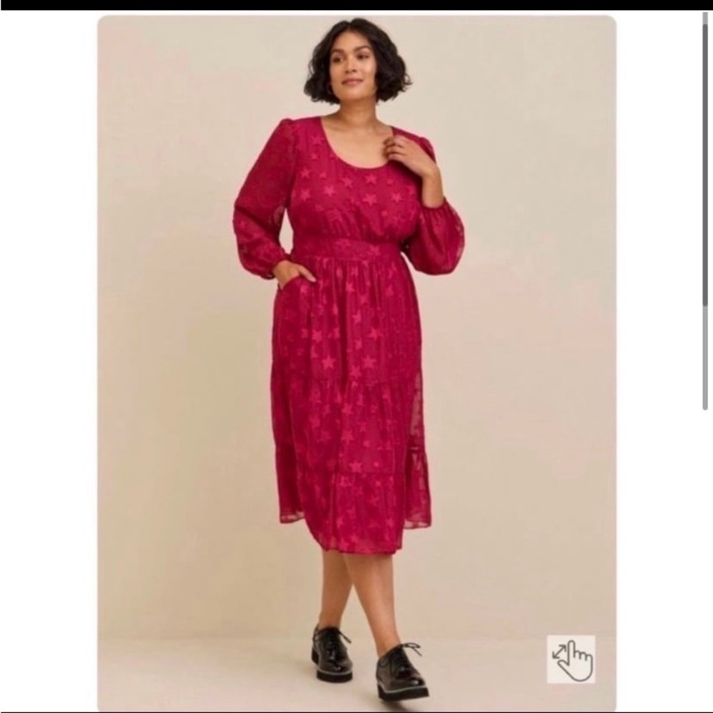 TORRID Magenta Star Print Midi Dress